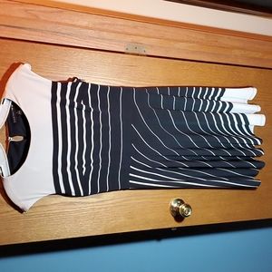Womens Sleeveless Striped Dress